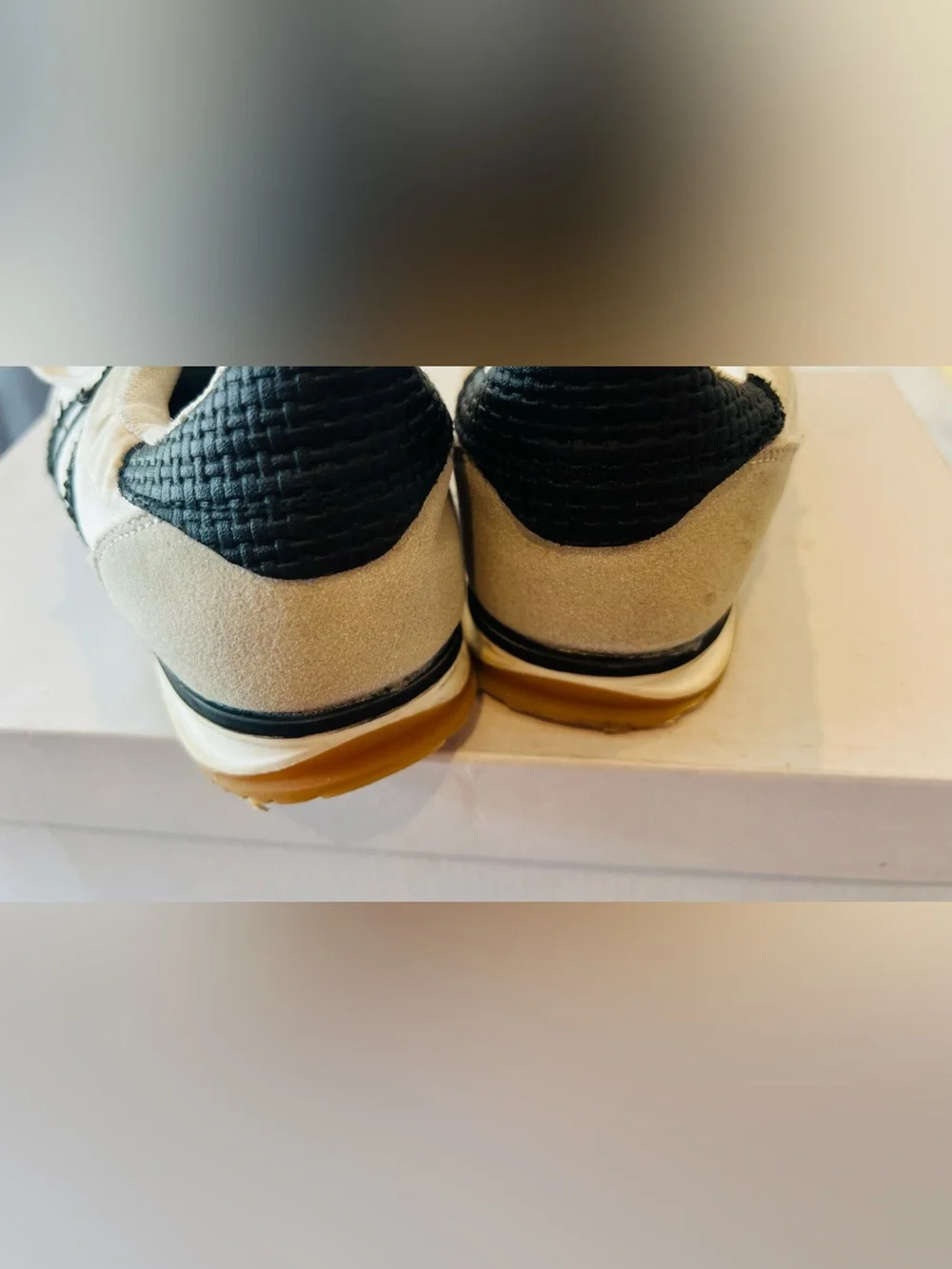 DT White & Black Retro Runner  boys Sneakers size 13